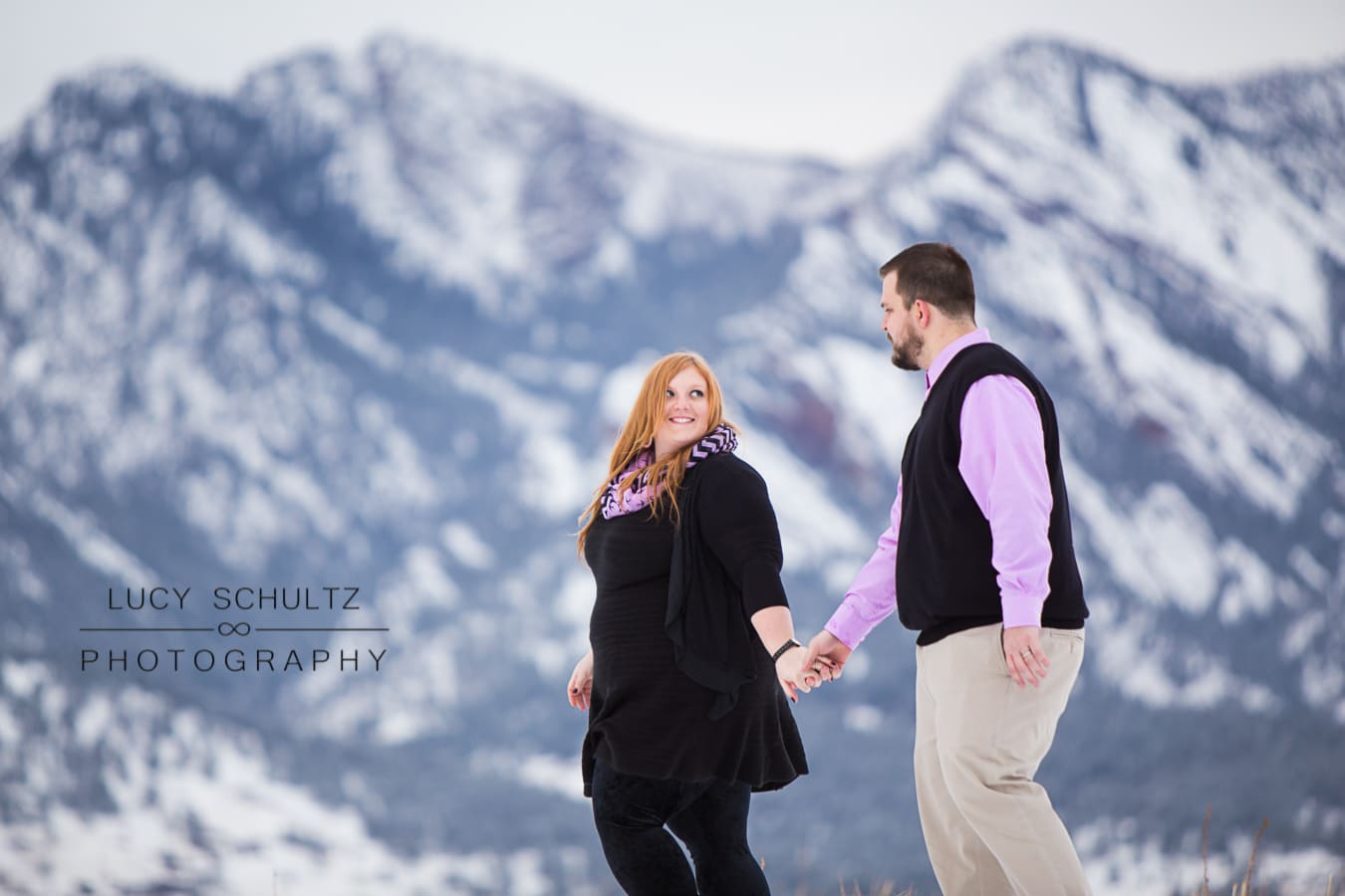 3 Reasons You Should Always Do An Engagement Session