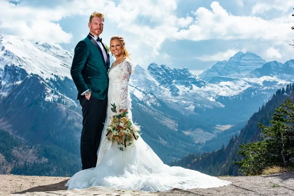 An epic colorado elopement in Aspen with the Maroon Bells in the background.